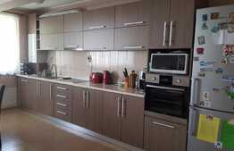 Apartament modern cu 3 camere, 80 mp! Zona strazii Eroilor! 