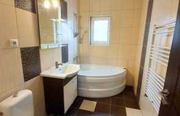 2 camere, decomandat, etaj intermediar, 59 mp, zona strazii Florilor!