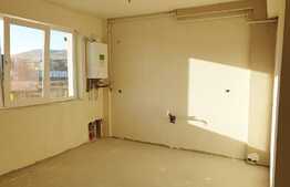 Apartament 3 camere, semifinisat, zona strazii Tineretului!