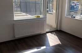 Spatiu comercial, cu gradina, 3 intrari, zona Sub Cetate,Floresti