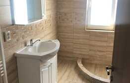 Spatiu comercial, cu gradina, 3 intrari, zona Sub Cetate,Floresti