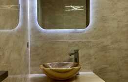 Apartament cu 3 camere, 80 mp, lux, terasa mare, Complex Scala Center