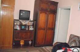 3 cam la etaj intermediar! Zona str Donath !