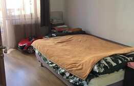Apartament cu 3 camere, 48 mp ! Zona Terra!