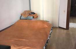 Apartament cu 3 camere, 48 mp ! Zona Terra!