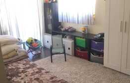 Apartament 3 camere, etaj intermediar, loc parcare ! Zona Strazii Eroilor! 