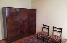 Apartament 3 camere,  68 mp, zona Hotel Royal