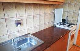 Apartament 3 camere,  68 mp, zona Hotel Royal