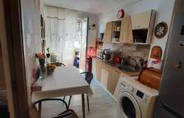 Finisaje moderne, balcon inchis, zona Porii