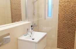 Apartament 3 camere, 75 mp, parcare, zona strazii Donath