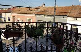 Spatiu in cladire istorica, 207 mp, zona Piezisa