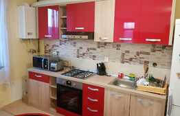 Apartament spatios, 81mp, loc parcare, zona strazii Eroilor!