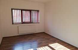 Apartament 3 camere, 84 mp, nemobilat, 2 terase, 3 parcari, zona strazii Fagului