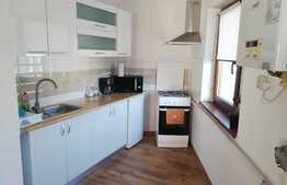 Apartament 3 camere, 80 mp, A.C, 2 terase,  parcare,  zona strazii Fagului