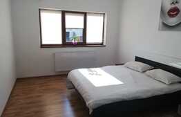 Apartament 3 camere, 80 mp, A.C, 2 terase,  parcare,  zona strazii Fagului