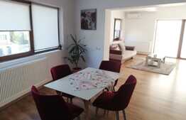 Apartament 3 camere, 80 mp, A.C, 2 terase,  parcare,  zona strazii Fagului