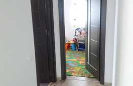 3 camere, decomandat, 60 mp, zona strazii Cetatii 