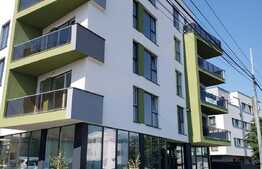 Apartament 3 camere, etaj intermediar, situat in zona rezidentiala !