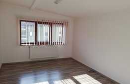 Apartament 3 camere, 87 mp, 2 terase, 3 parcari, zona strazii Fagului