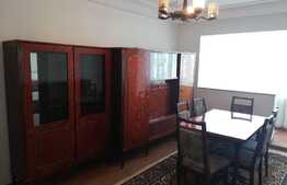 Apartament 2 camere, 58 mp, decomandate, garaj, zona strazii Tasnad