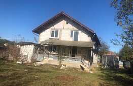 Casa individuala, 180 mp utili, teren de 1400 mp! Zona de case, Gilau ! 