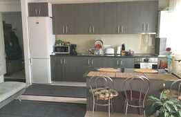 Apartament cu 3 camere , 64mp! Zona Terra! 