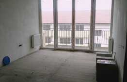 3 camere, decomandat, 78 mp, semifinisat, zona Porii