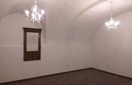 Spatiu cochet in zona 0, 72 mp, cu loc de parcare inclus 