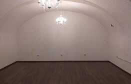 Spatiu cochet in zona 0, 72 mp, cu loc de parcare inclus 