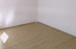 2 camere, decomandat, 47 mp., zona strazii Florilor