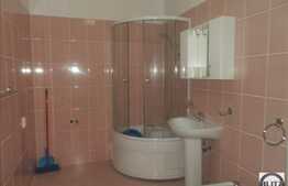 Apartament cu 2 camere, 56 mp, terasa de 14 mp, decomandat, zona strazii Porii!