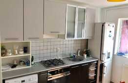 Garsoniera moderna, loc de parcare, zona Eroilor!