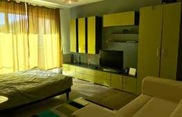 Garsoniera moderna, loc de parcare, zona Eroilor!