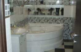 Apartament 2 camere, 60 mp, terasa 60 mp, parcare, zona Golden Tulip