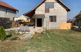 Casa individuala 60 mp, teren 400 mp + spatiu comercial 