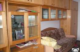 Zona Abator! 3 camere decomandate!