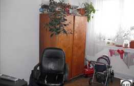 Zona Abator! 3 camere decomandate!