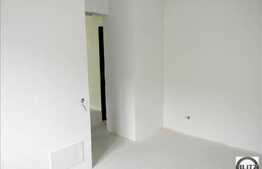 Vanzare 2 camere , cu balcon de 8 mp