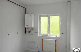 Vanzare 2 camere , cu balcon de 8 mp