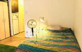 Garsoniera de vanzare, etaj intermediar, parcare privata, zona strazii Aurel Suciu