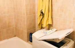 Garsoniera de vanzare, etaj intermediar, parcare privata, zona strazii Aurel Suciu