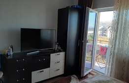 Apartament 2 camere, decomandat, parcare, zona parcului Colina