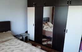 Apartament 2 camere, decomandat, parcare, zona parcului Colina