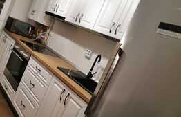 Apartament 2 camere, finisat lux, dressing, garaj, zona Piata 1 Mai