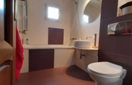 Apartament de 3 camere, 66 mp, mobilat modern, zona strazii Plopilor