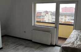 Apartament 3 camere, 75 mp utili, 3 balcoane, zona Iulius Mall!