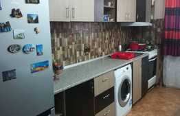 Apartament 3 camere, 60mp, Zona Ioan Rus