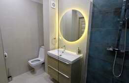 Apartament cu nisa de dormit si living lux, garaj, zona Sub Cetate!