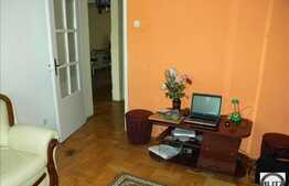 Vanzare 3 camere 66 mp, partial  renovat