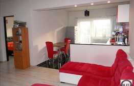 56 mp plus balcon 10 mp, 2 camere decomandate, zona Calea Turzii, cu parcare